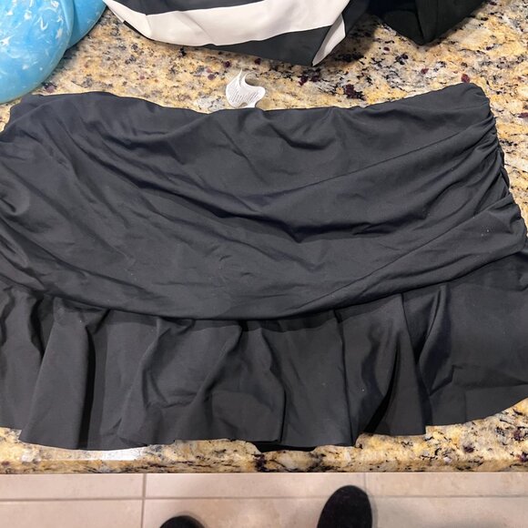 Ralph Lauren Beach Club Solid Skirted Hipster Bikini Bottom- Size 12- NWT - Picture 4 of 8